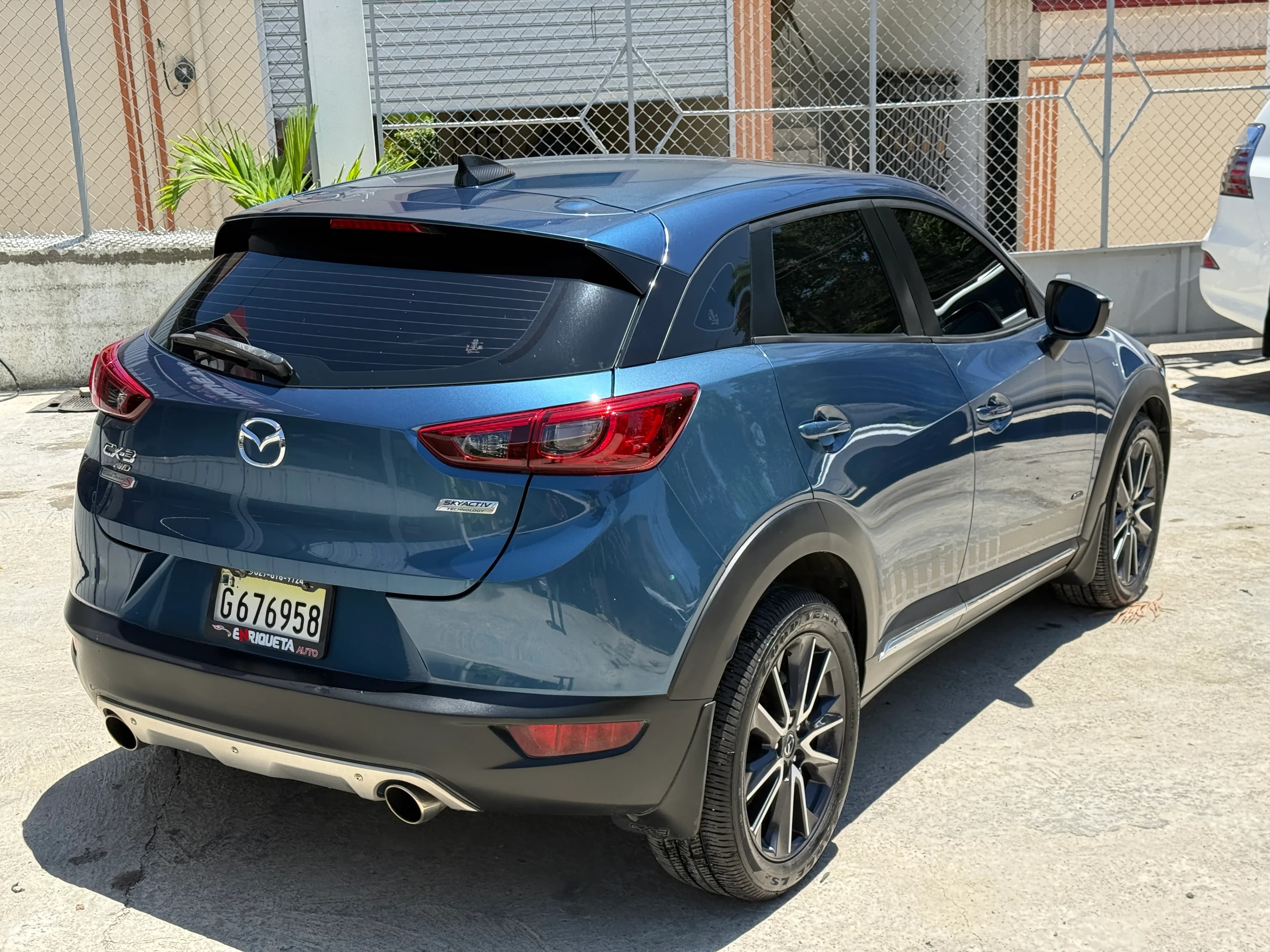 Foto lado RH Mazda cx3 grand touring