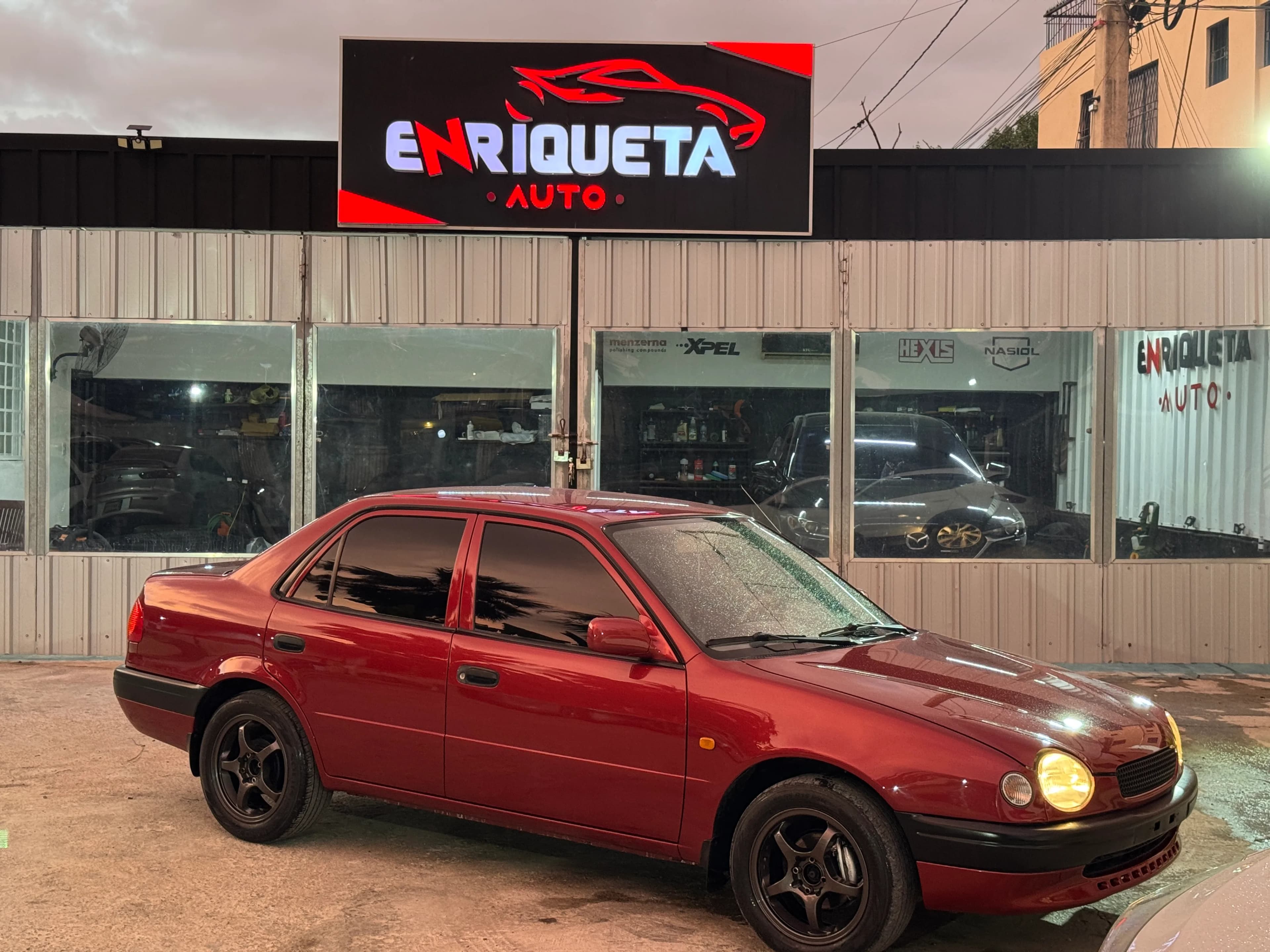 Toyota corolla  de la casa  1998