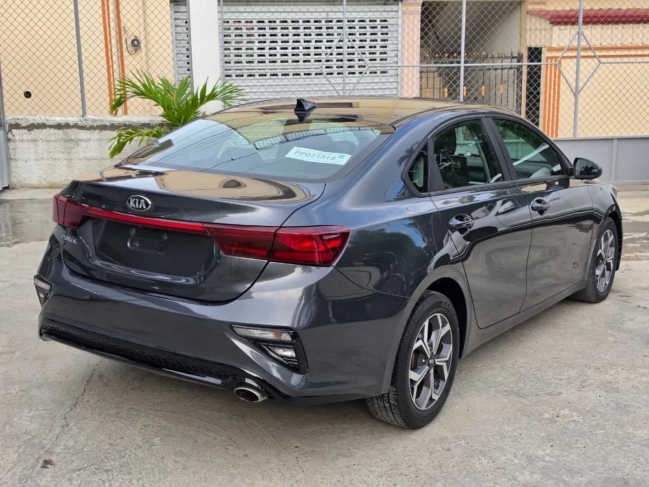 Kia forte 2021 parte trasera rh